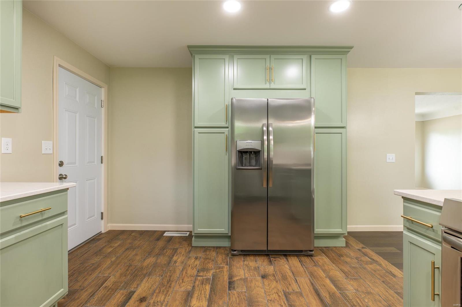 6024 Old Alton Road Granite City, IL 62040 - Photo 12 of 36 Gallery Image 12