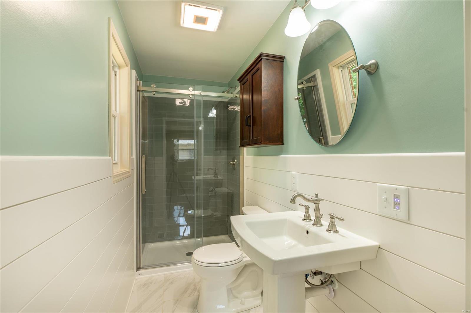 6024 Old Alton Road Granite City, IL 62040 - Photo 16 of 36 Gallery Image 16