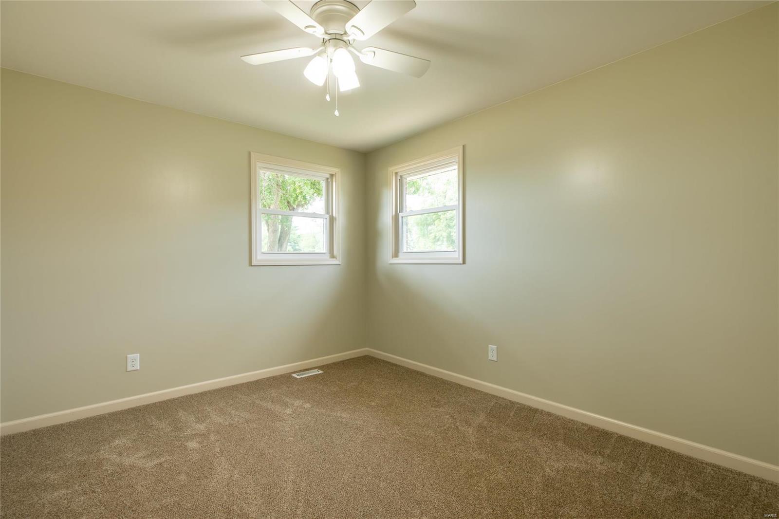 6024 Old Alton Road Granite City, IL 62040 - Photo 17 of 36 Gallery Image 17