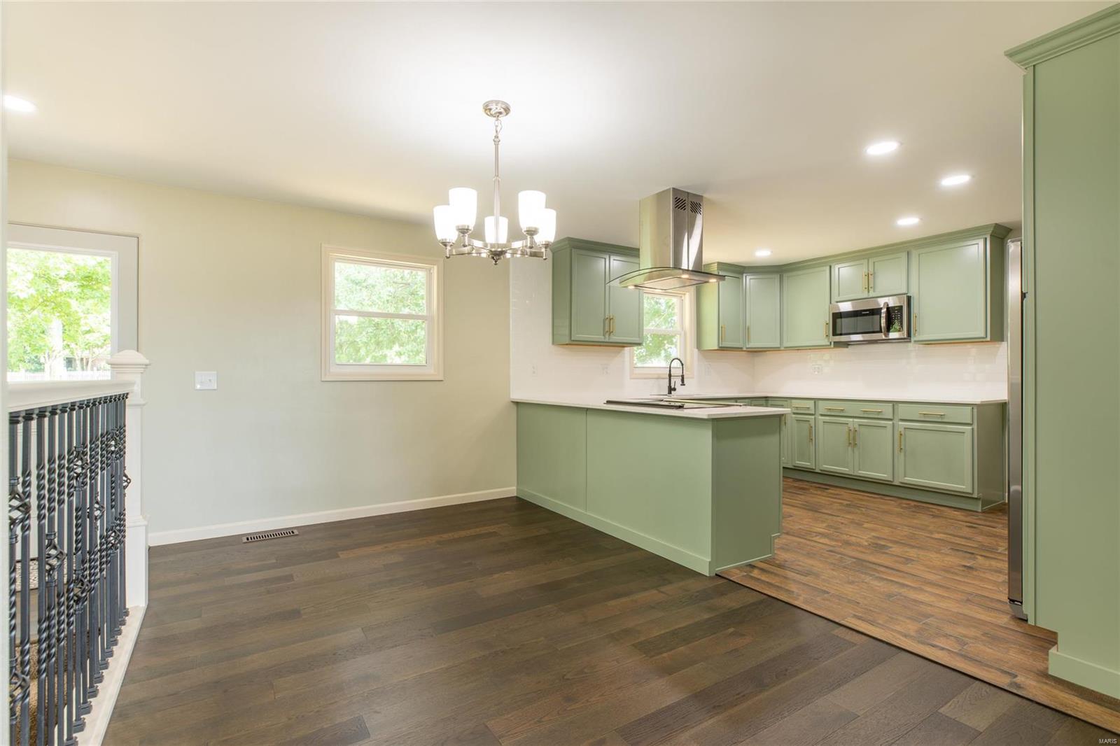 6024 Old Alton Road Granite City, IL 62040 - Photo 7 of 36 Gallery Image 7