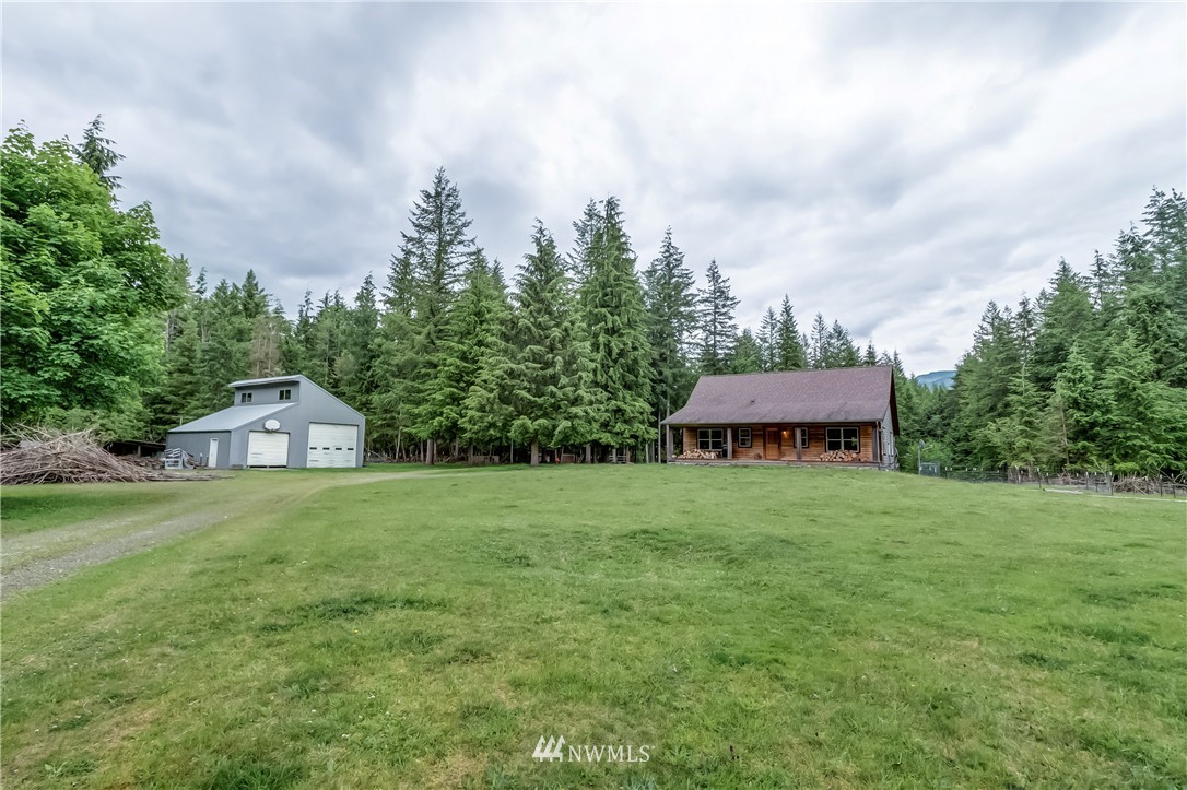9375 Heady Road Sumas, WA 98295 - Photo 4 of 25
