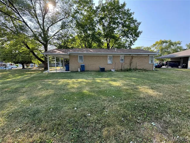 $1,925 | 10 Carolyn Street, Glen Carbon, IL 62034