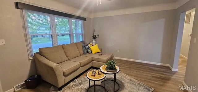 $1,925 | 10 Carolyn Street, Glen Carbon, IL 62034