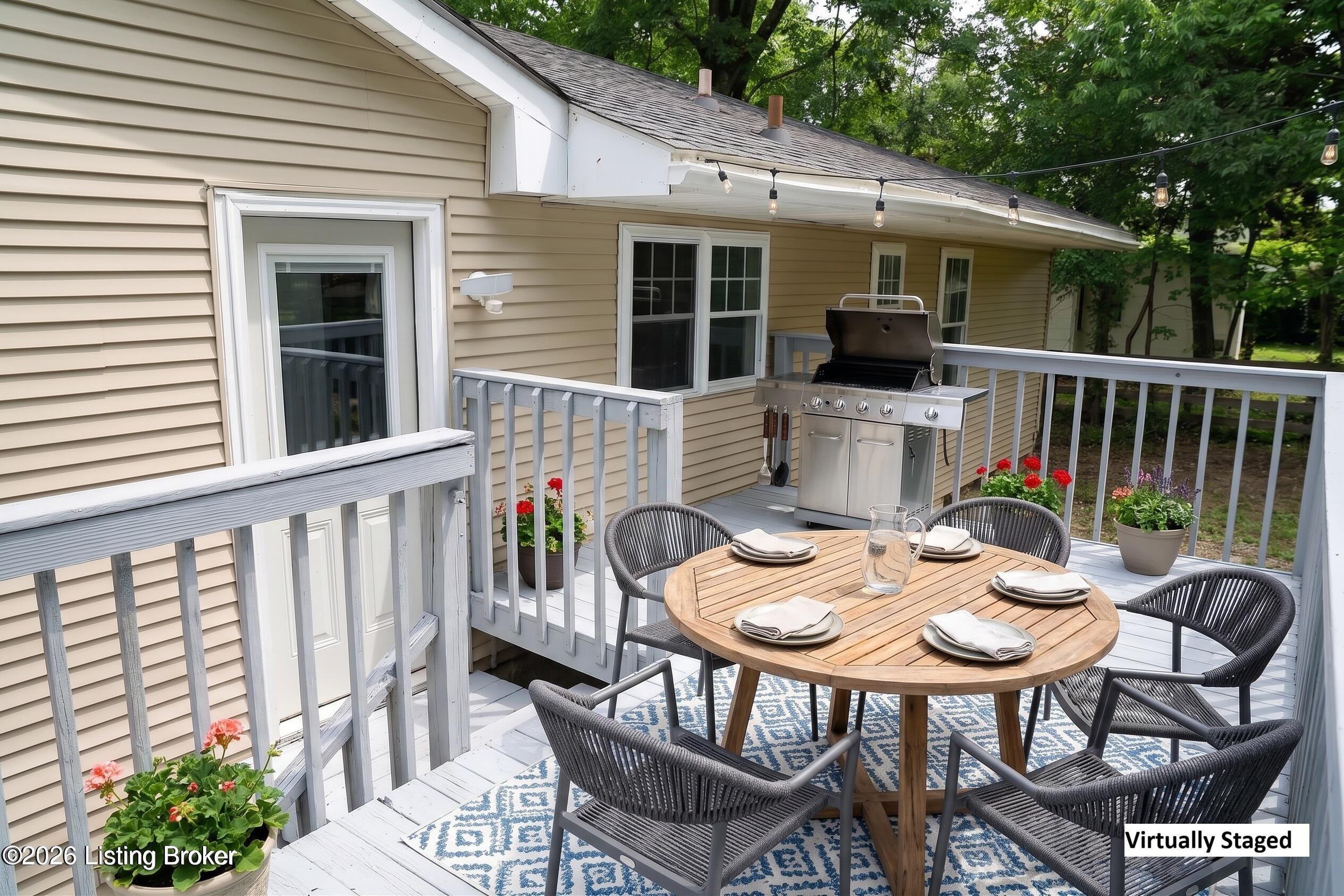 408 Evergreen Road Louisville, KY 40223 - Photo 26 of 26 Deck use 1 (2)
