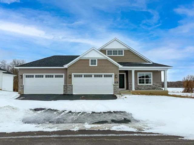$674,900 | 924 Yellowcrest Street Southwest, Delano, MN 55328
