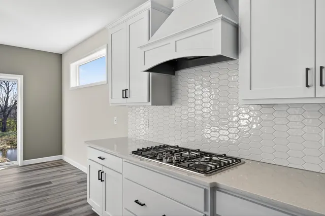 $674,900 | 924 Yellowcrest Street Southwest, Delano, MN 55328