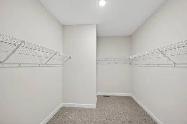 $674,900 | 924 Yellowcrest Street Southwest, Delano, MN 55328