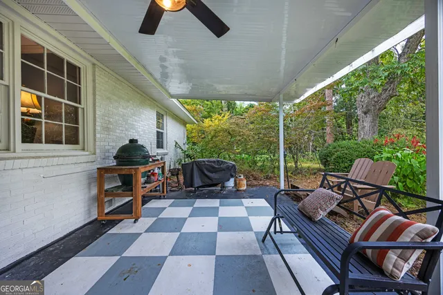 a view of outdoor space yard and patio