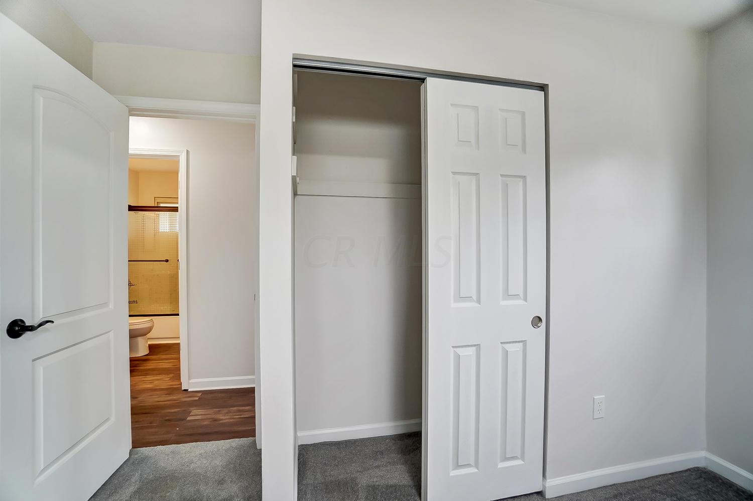 3571 Gerbert Road Columbus, OH 43224 - Photo 17 of 31