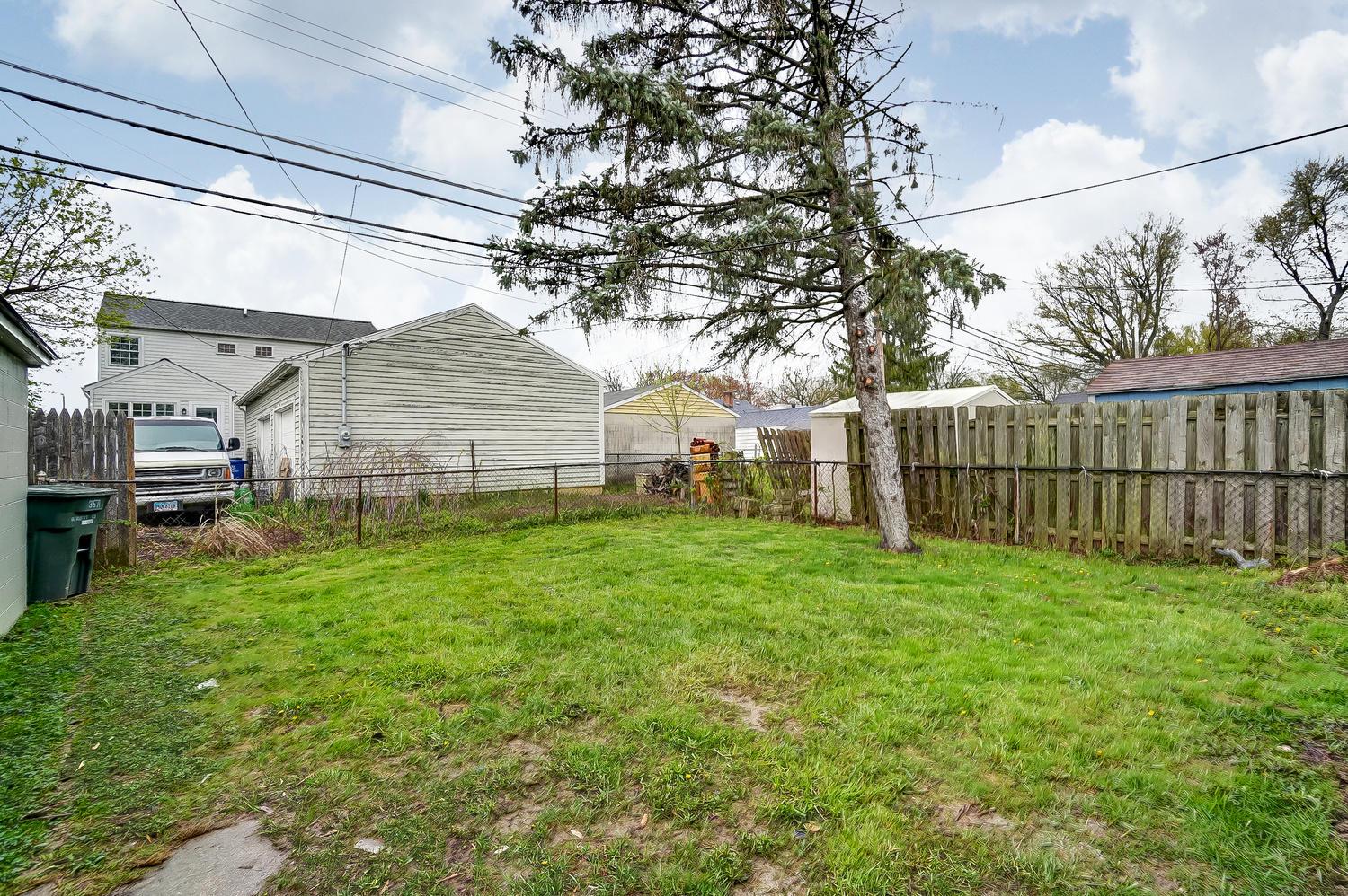 3571 Gerbert Road Columbus, OH 43224 - Photo 26 of 31