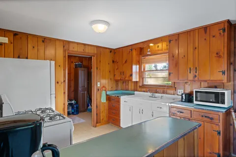 $1,295,000 | N1757 Wildwood Drive, Linn, WI 53147