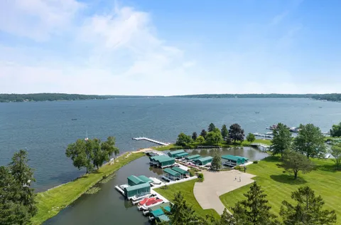 $1,295,000 | N1757 Wildwood Drive, Linn, WI 53147