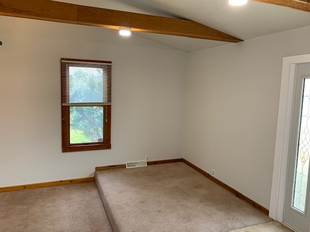 12500 Dorr Road Roscoe, IL 61073 - Photo 21 of 32 Gallery Image 21