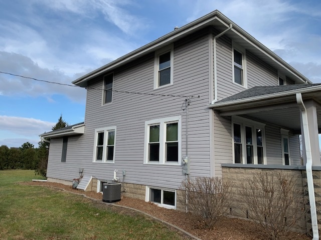 12500 Dorr Road Roscoe, IL 61073 - Photo 3 of 32 Gallery Image 3