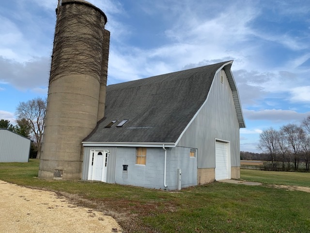 12500 Dorr Road Roscoe, IL 61073 - Photo 5 of 32 Gallery Image 5