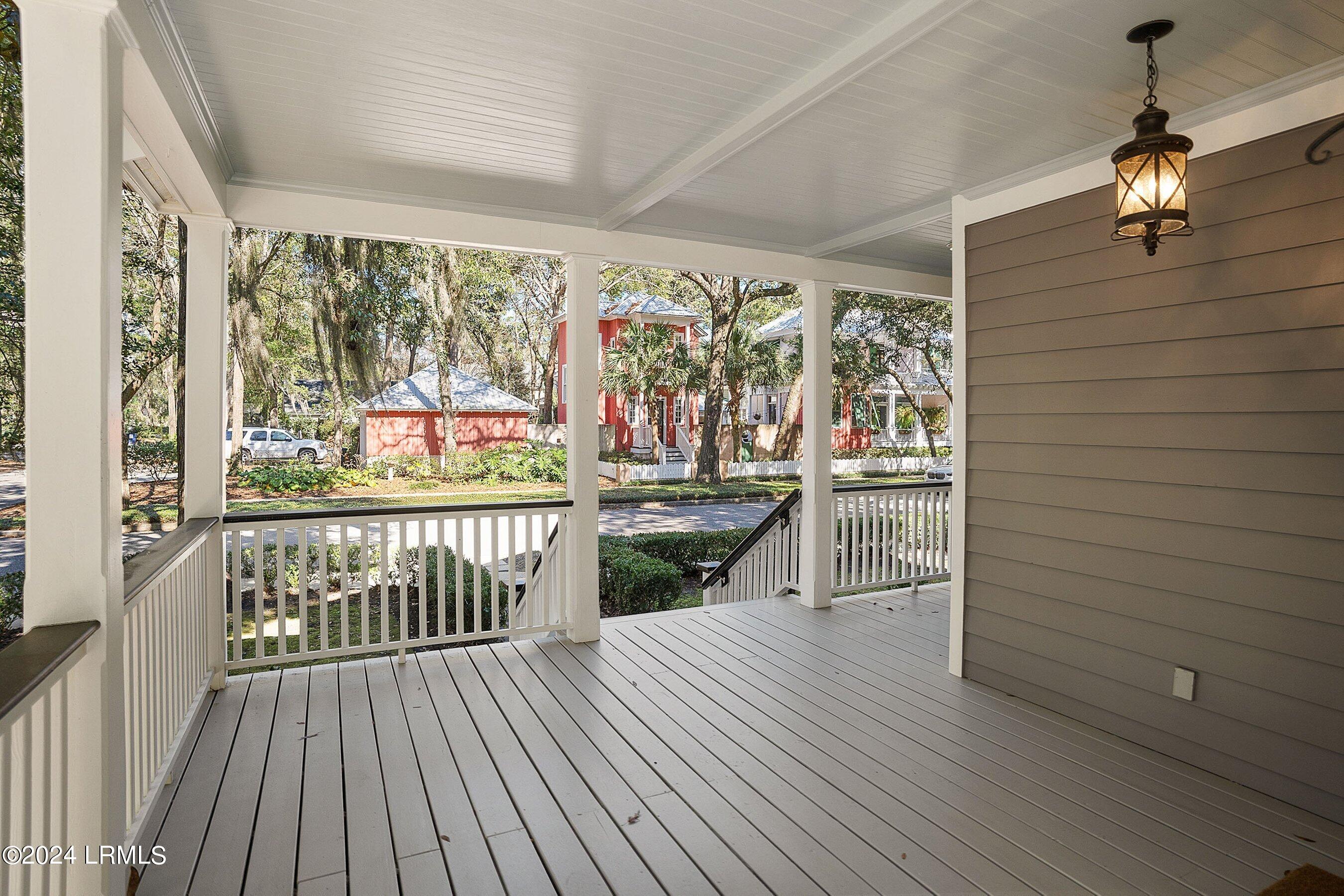 15 Newpoint Road Beaufort, SC 29907 - Photo 4 of 60 DSC08081-25-1.jpg-SMALL