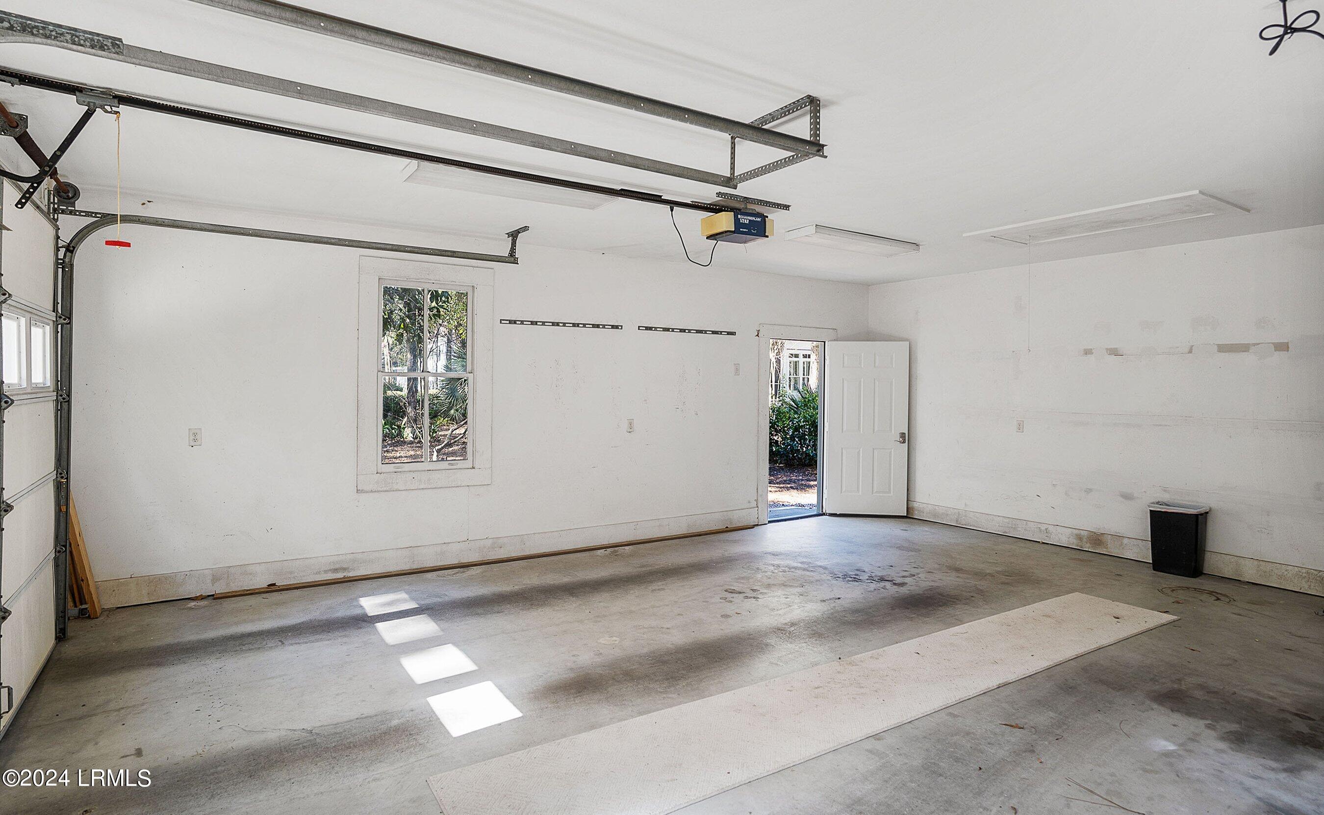 15 Newpoint Road Beaufort, SC 29907 - Photo 41 of 60 DSC08301-225-1.jpg-SMALL