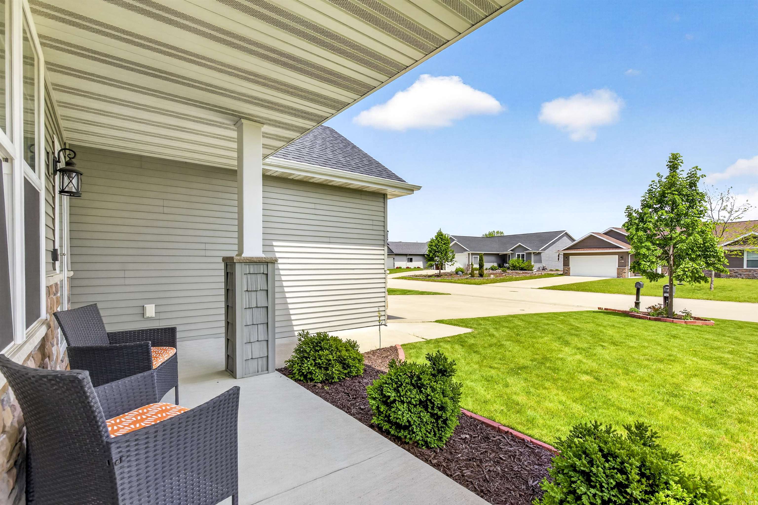4789 Thistle Lane Appleton, WI 54913 - Photo 3 of 58