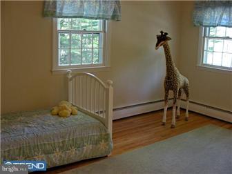 476 Weadley Road Wayne, PA 19087 - Photo 4 of 11 Bedroom 2