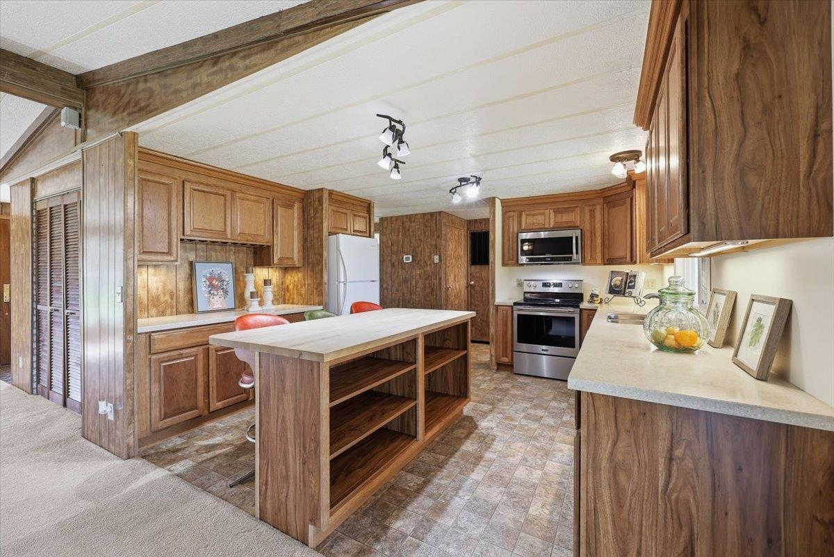 38738 Sterling Valley Road North Lincoln, WA 99147 - Photo 14 of 50