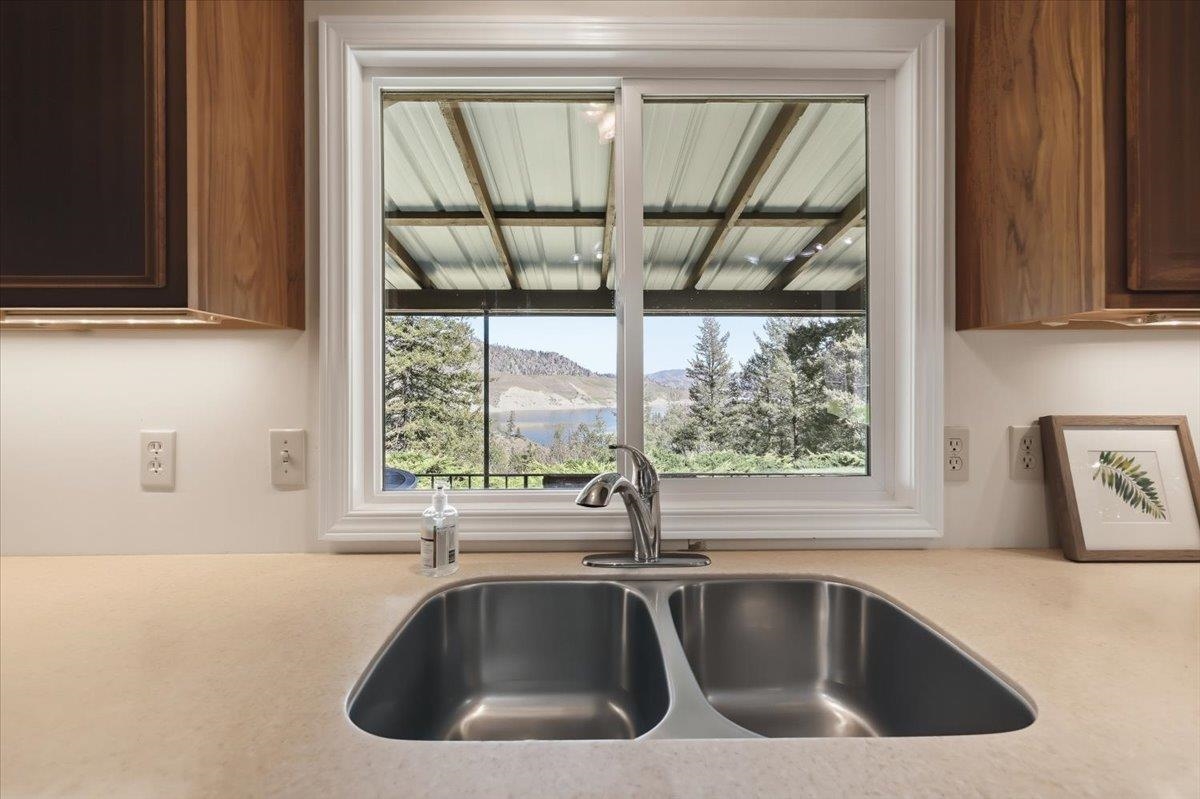 38738 Sterling Valley Road North Lincoln, WA 99147 - Photo 15 of 50