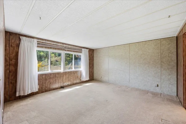 $399,000 | 38738 Sterling Valley Road North, Lincoln, WA 99147