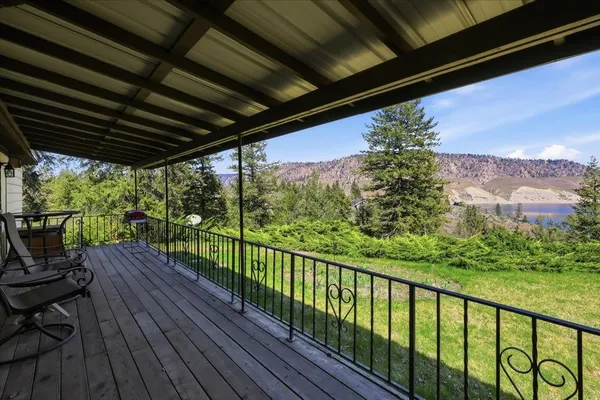 $399,000 | 38738 Sterling Valley Road North, Lincoln, WA 99147