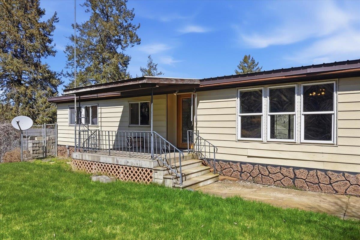 38738 Sterling Valley Road North Lincoln, WA 99147 - Photo 3 of 50