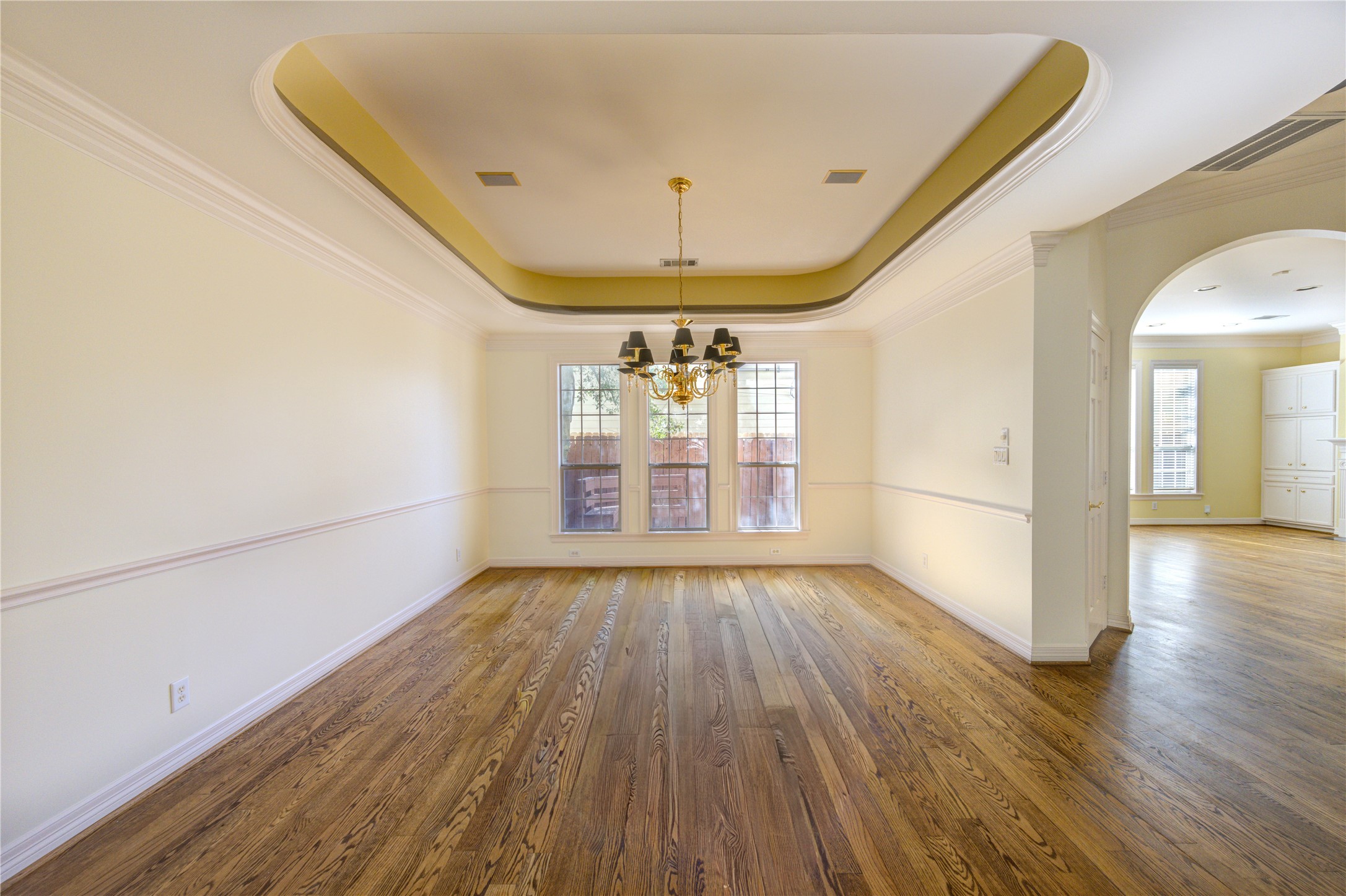 2124 Nantucket Drive, Unit B Houston, TX 77057 - Photo 7 of 35