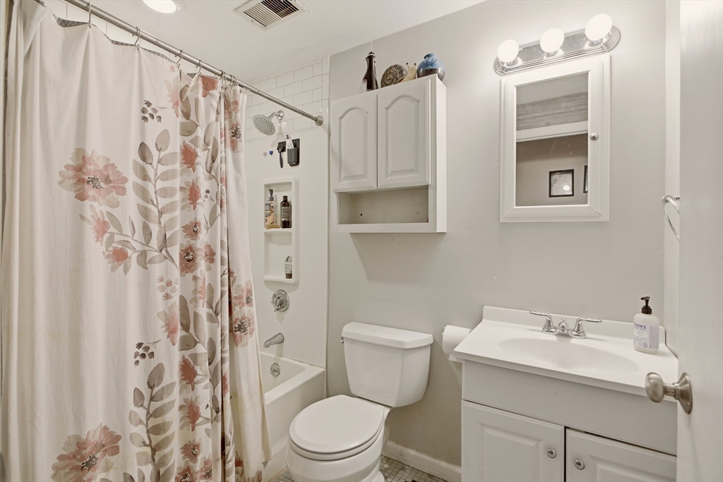 304 Bushee Road Swansea, MA 02777 - Photo 23 of 33