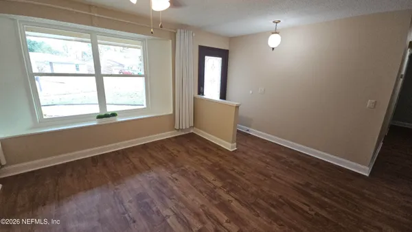 $275,000 | 4978 Lofty Pines Circle West, Jacksonville, FL 32210