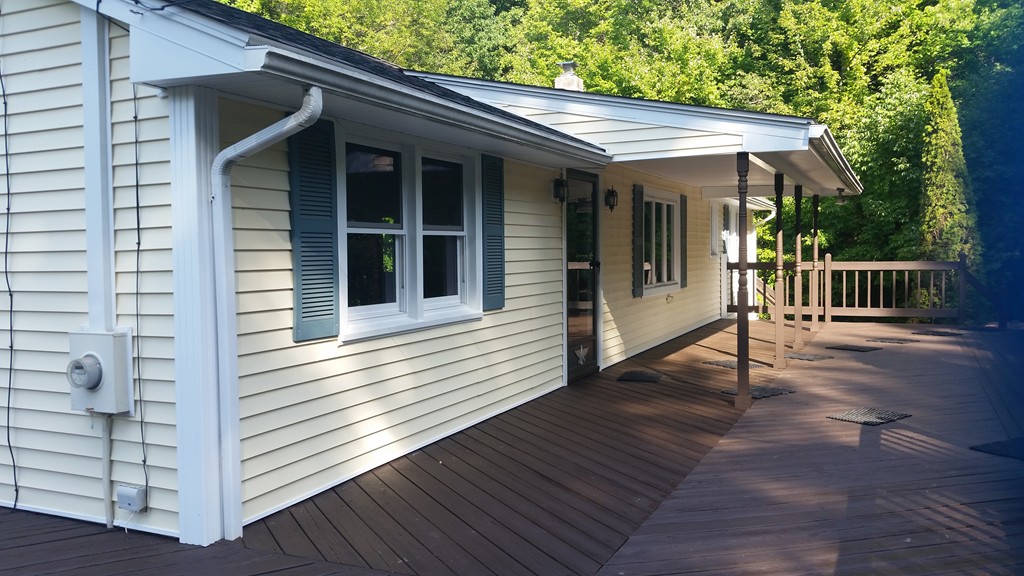 207 Mixter Road Holden, MA 01520 - Photo 2 of 12