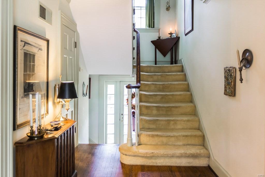 335 Bristol Road Webster Groves, MO 63119 - Photo 15 of 45 Gallery Image 15