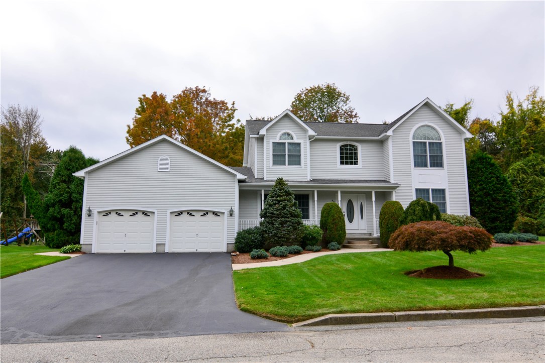 40 Fox Run Cranston, RI 02921 - Photo 1 of 40 Gallery Image 1