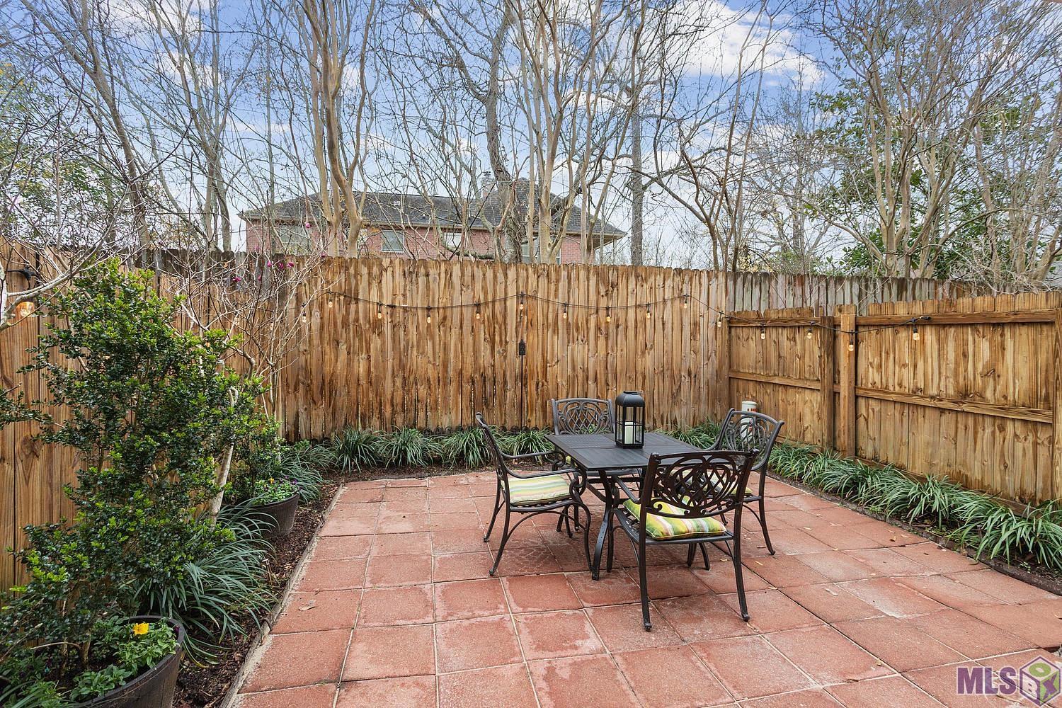 5326 Arlington Court Baton Rouge, LA 70820 - Photo 11 of 25 Gallery Image 11