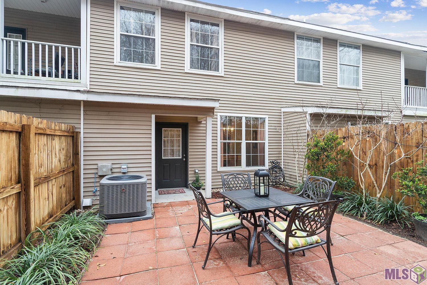 5326 Arlington Court Baton Rouge, LA 70820 - Photo 12 of 25 Gallery Image 12