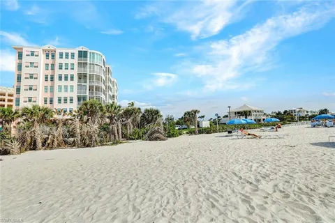 a view of a large building