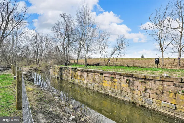 $900,000 | 2739 Cedar Run Road, Lebanon, PA 17046