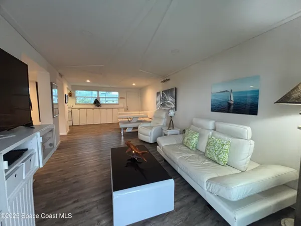 $3,000 | 4000 Ocean Beach Boulevard, Unit 2J, Cocoa Beach, FL 32931