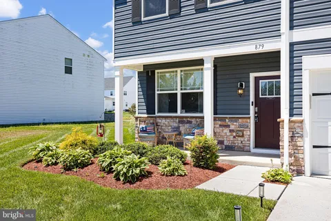 $489,000 | 879 Red Maple Road, Smyrna, DE 19977