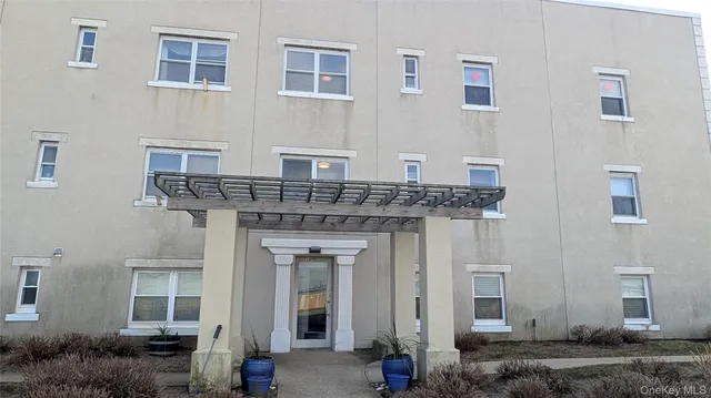 $299,990 | 138-11 Beach Channel Drive, Unit C2 | Belle Harbor