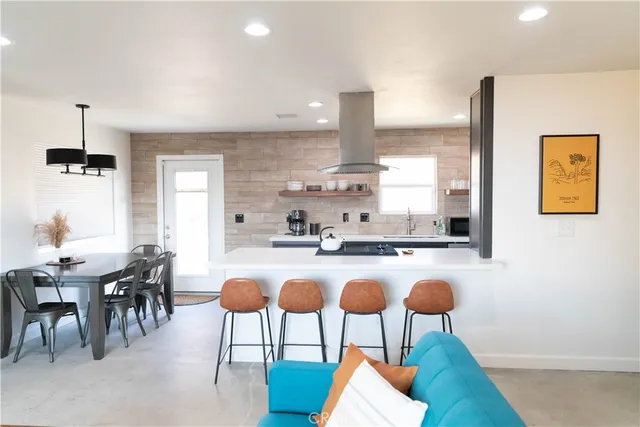 $300,000 | 61539 Sunburst Drive, Joshua Tree, CA 92252