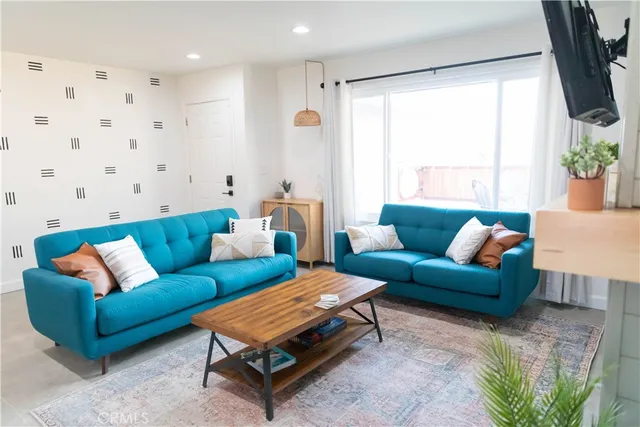 $300,000 | 61539 Sunburst Drive, Joshua Tree, CA 92252