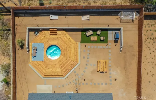 $300,000 | 61539 Sunburst Drive, Joshua Tree, CA 92252