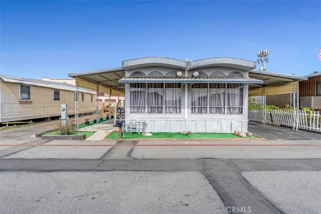 $80,000 | 1045 North Azusa Avenue, Unit 215, Covina, CA 91722