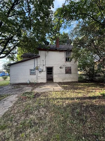 $29,900 | 235 West 7th Avenue, Garnett, KS 66032