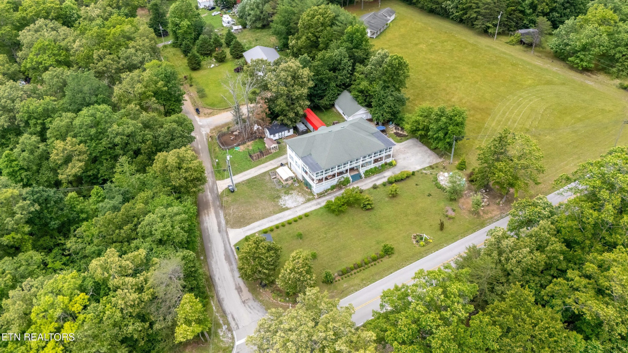 34 Rozzell Road Pikeville, TN 37367 - Photo 6 of 7