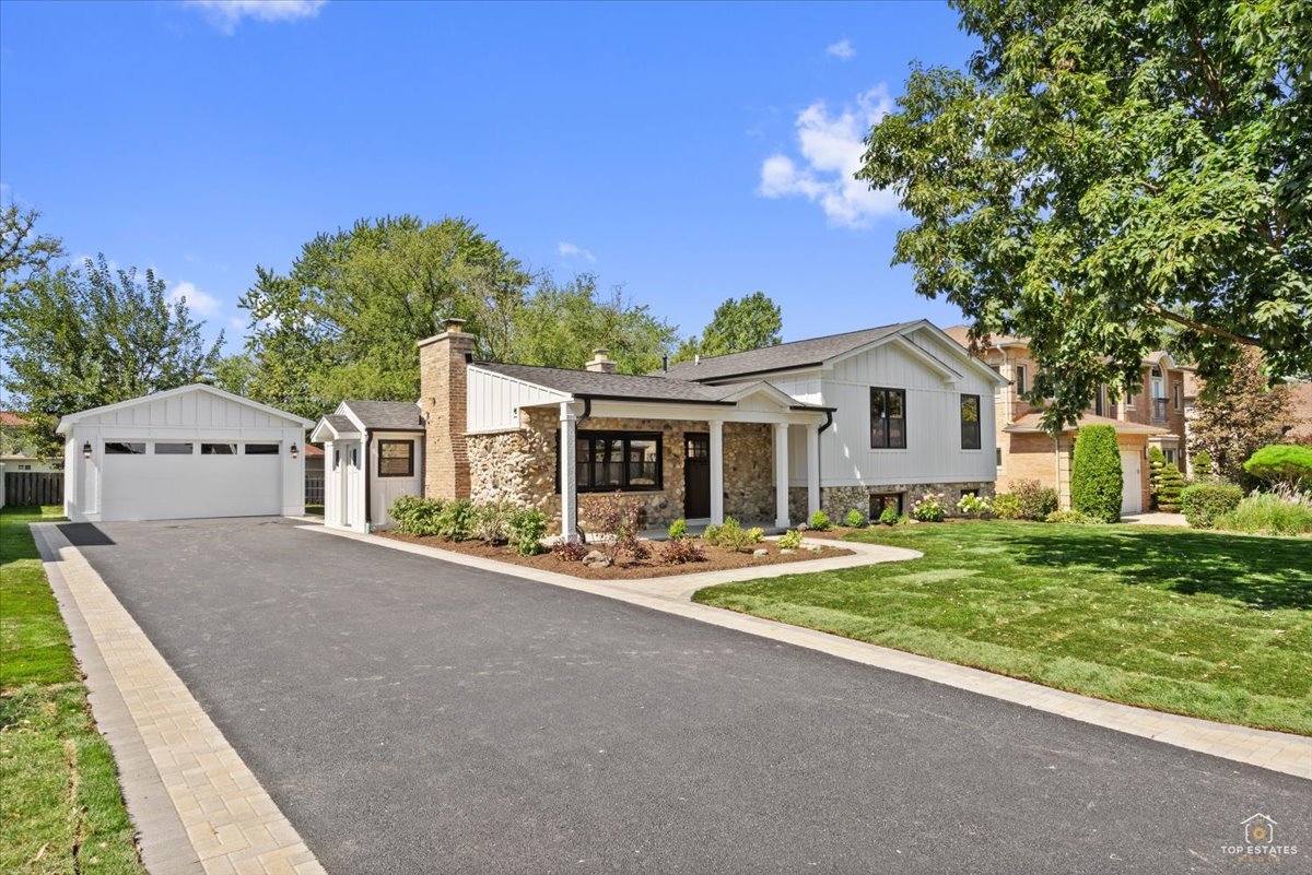 14 North Marcella Road Mount Prospect, IL 60056 - Photo 1 of 48