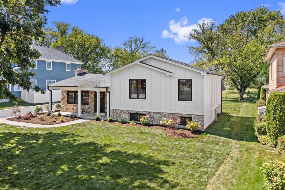 14 North Marcella Road Mount Prospect, IL 60056 - Photo 2 of 48