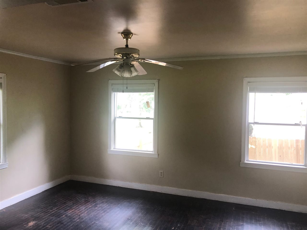 712 Colonial Circle Jackson, MS 39211 - Photo 4 of 7 Photo 4